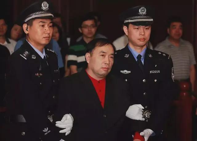 受审当地老百姓用七个字精准评价他AG真人游戏地址2011年在厦门(图8)